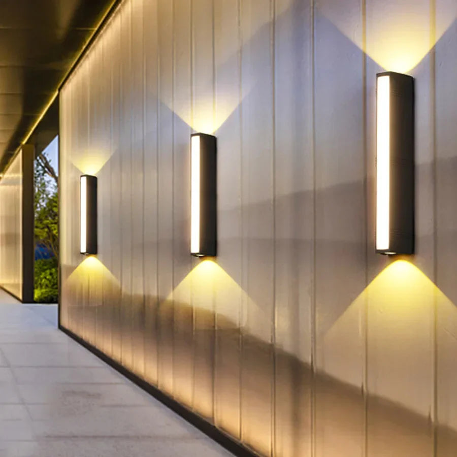 Nachtstraal - Elegant LED Wall Lamp for Outdoor Use