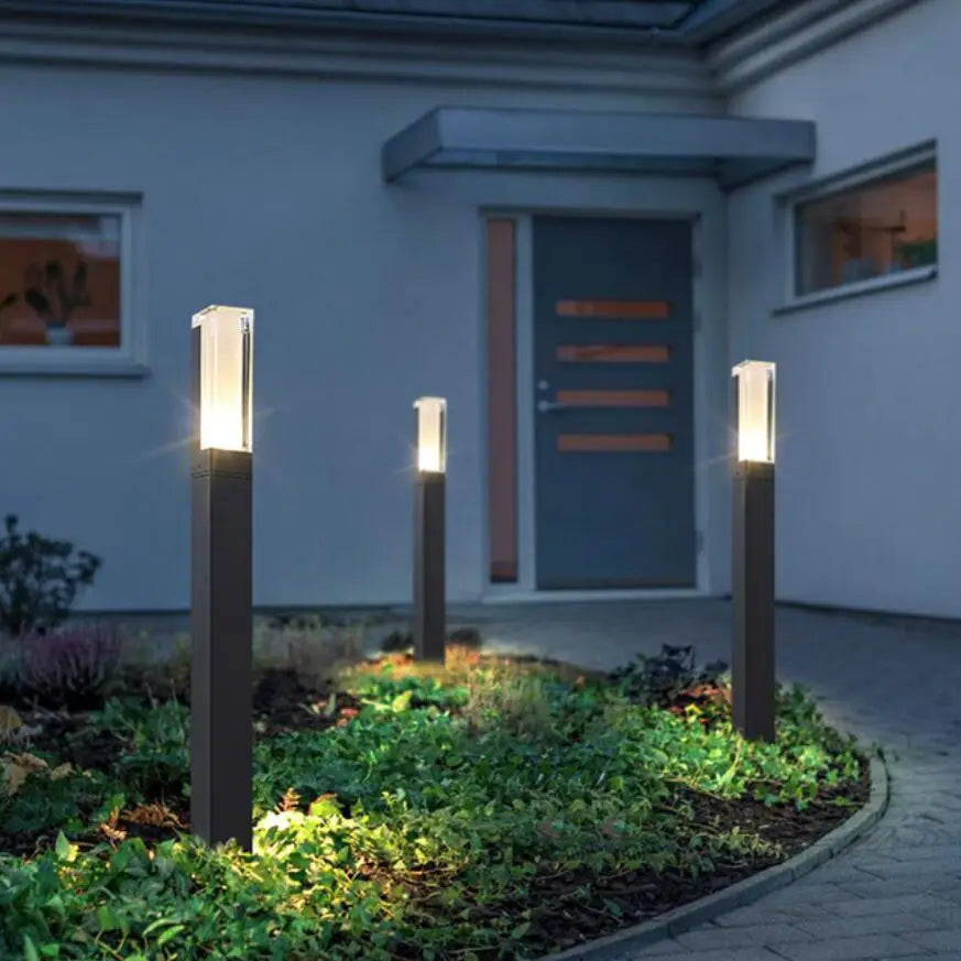 ElementalAlu - Stylish Aluminum Garden Lamp for a Bright Ambiance