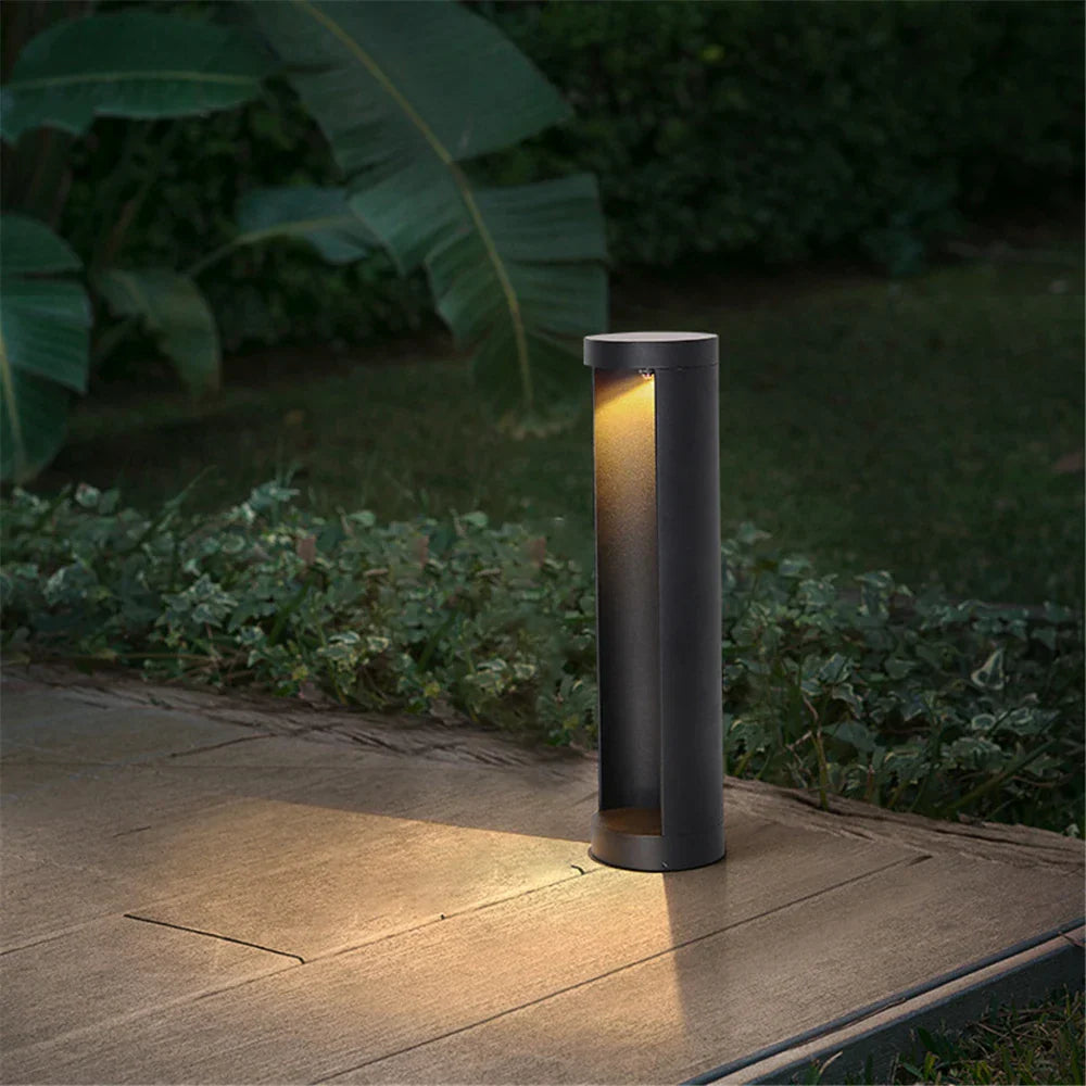 LumiField - Waterproof Outdoor Garden Light