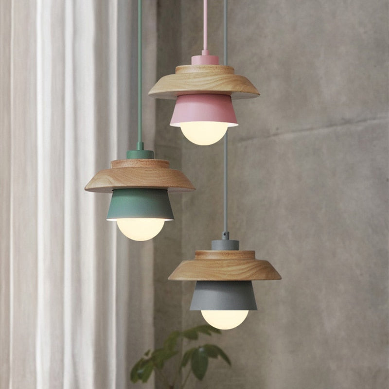 Stylish Scandinavian Wooden Pendant Lamp for a Modern Atmosphere